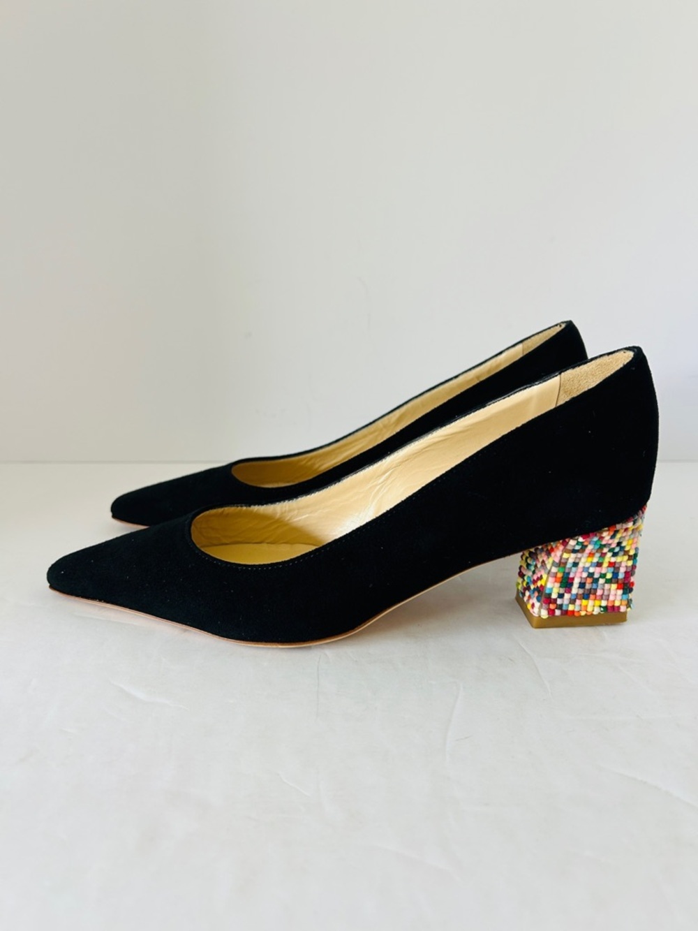Diane B Milano Black Suede Pumps Beaded Low Heels Pointed Toe EU35 Size US 5 - Picture 6 of 12